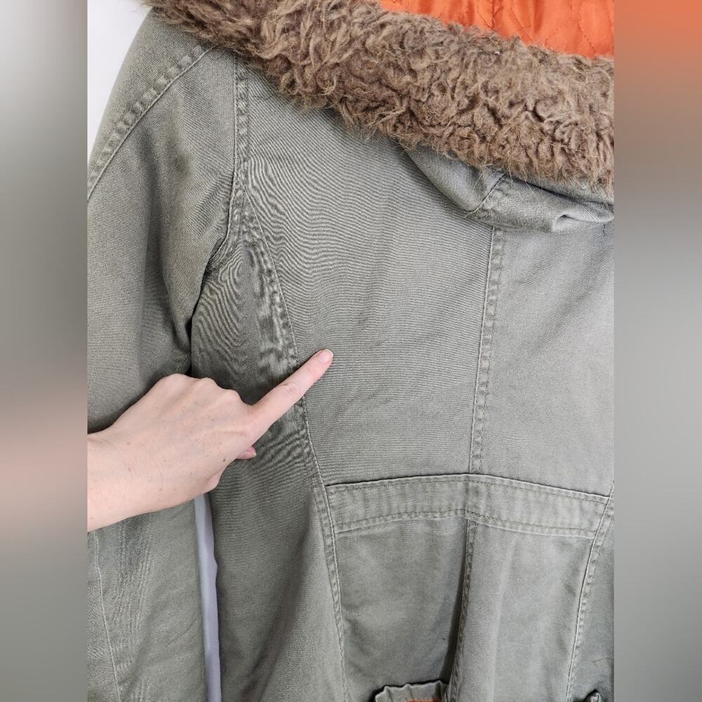 Jacket - Picture 5 of 5